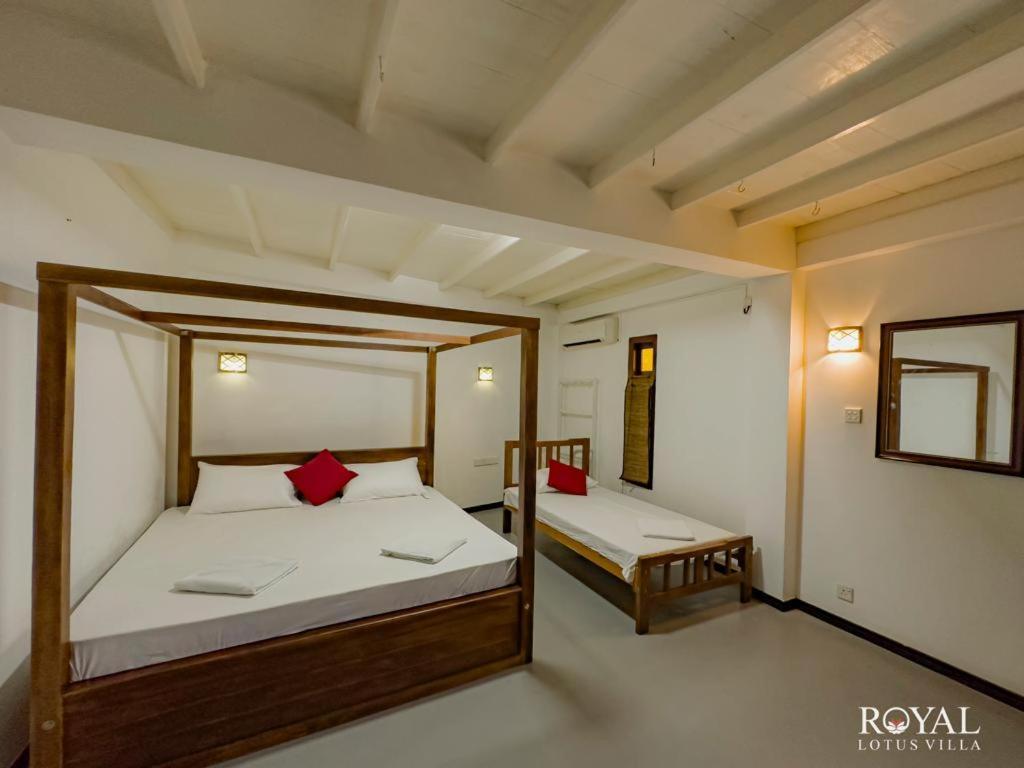 Royal Lotus Villa - Full Villa Rate Unawatuna Exterior photo